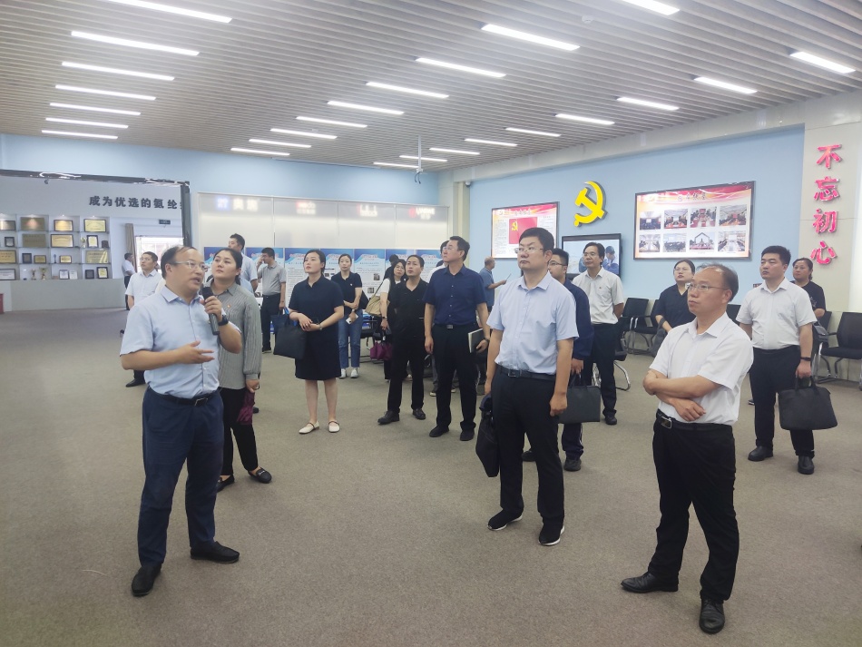 2024年7月17日，市國資委系統(tǒng)在公司開展“三組聯(lián)建”現(xiàn)場觀摩1（公司展廳）_副本